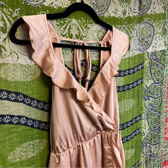 Show Me Your Mumu Rose Gold Samantha Ruffle Wrap Dress Size Medium MISSING SASH - Picture 4 of 16